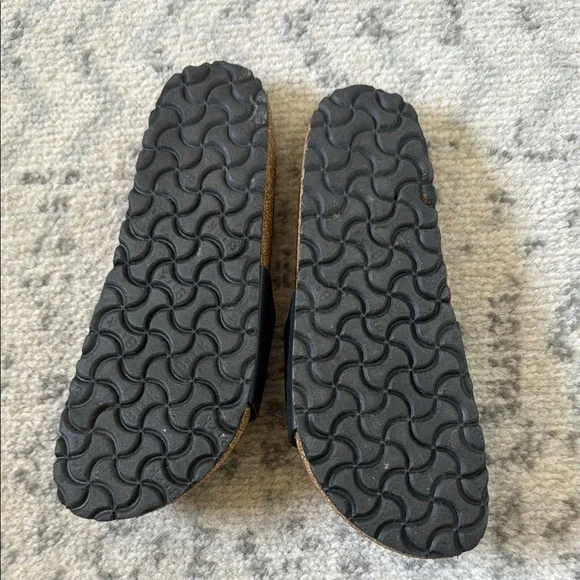 Birkenstock Madrid Black Sandals - Picture 4 of 4